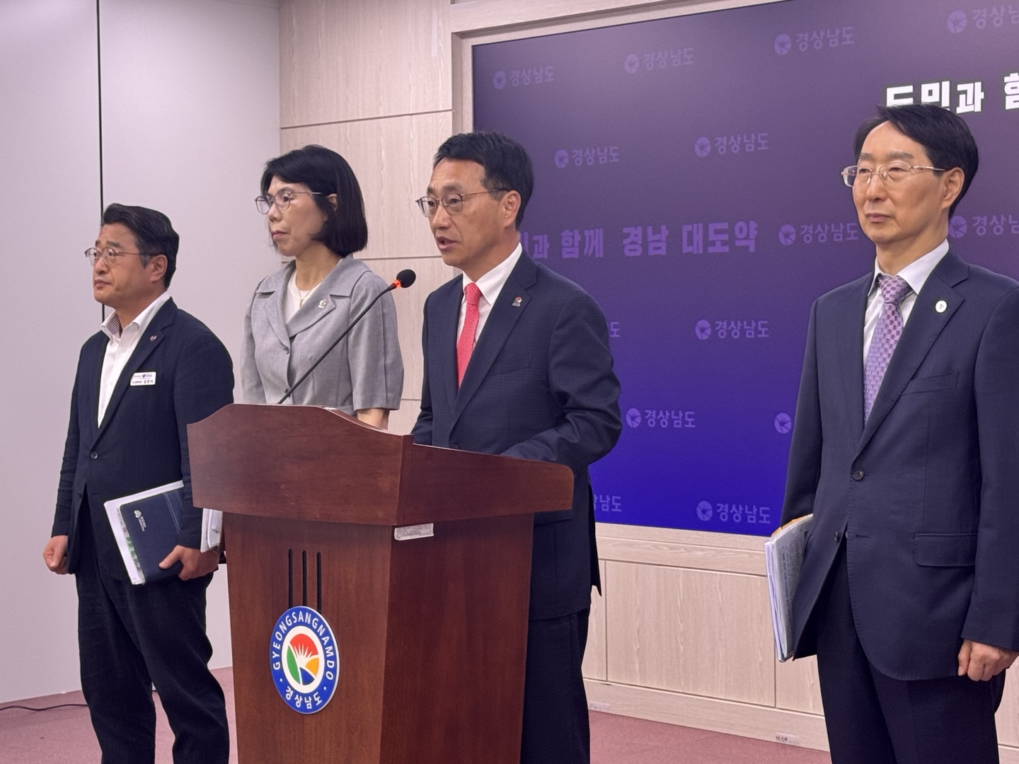 (브리핑)경남도, ‘조선해양플랜트 소부장 특화단지’ 최종 선정 FLNG 기술 자립으로 K-조선 초격차와 에너지 안보 강화
